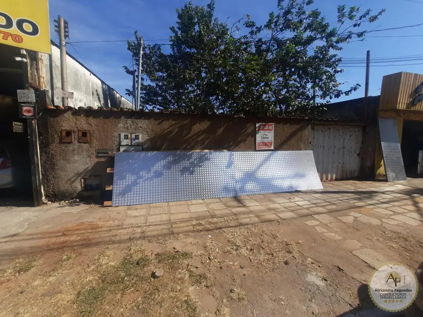 Foto 1 de Casa Comercial com 3 quartos à venda em Goiania - GO