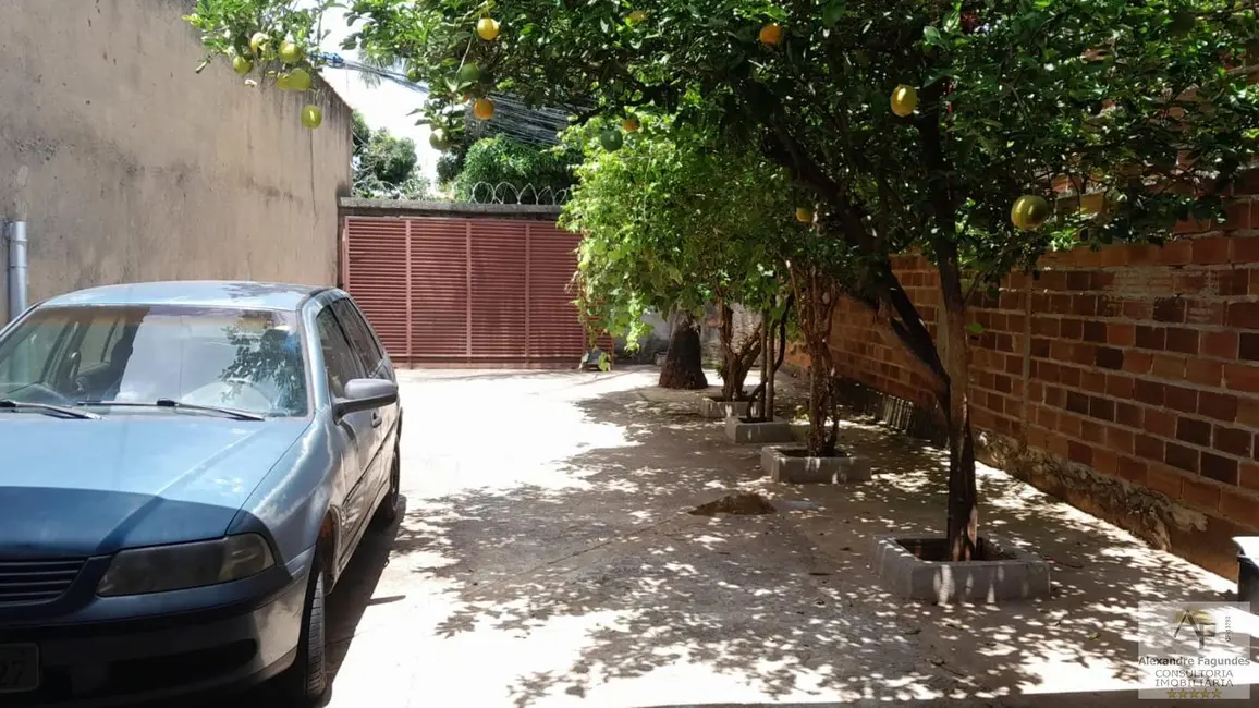 Foto 2 de Casa com 3 quartos à venda, 324m2 em Aparecida De Goiania - GO