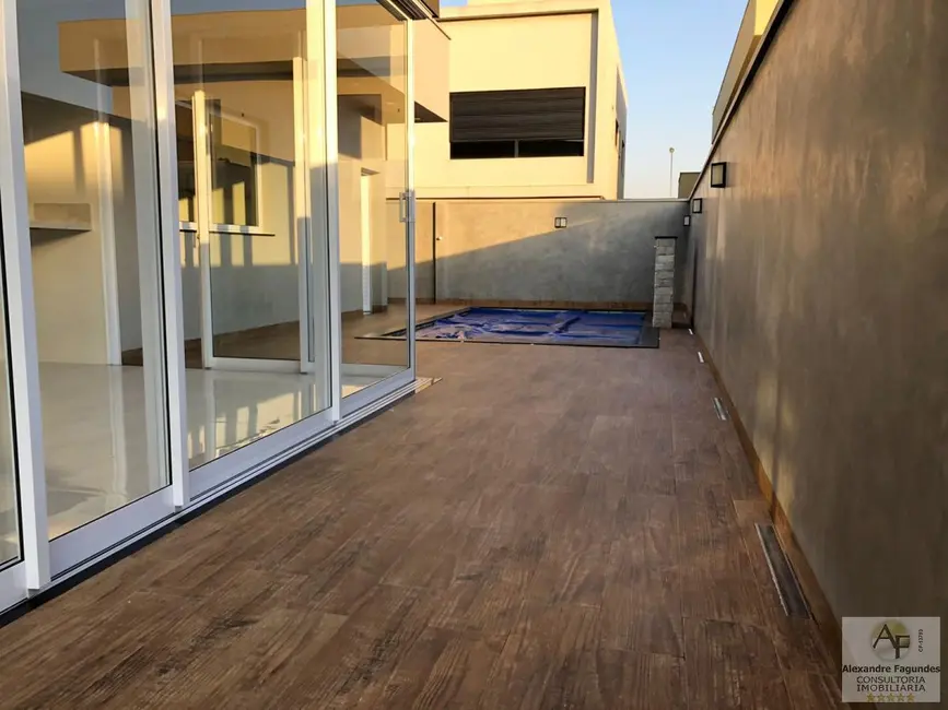 Casa de Condomínio com 4 quartos à venda, 212m2 em Goiania - GO - imagem 8 Foto 8 de Casa de Condomínio com 4 quartos à venda, 212m2 em Goiania - GO