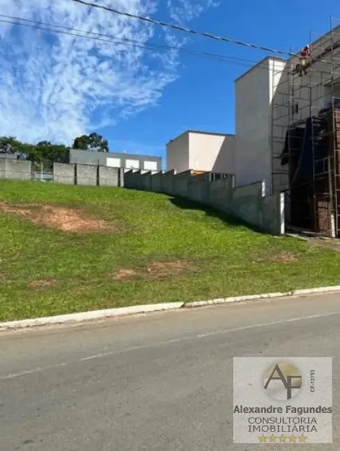 Foto 3 de Terreno / Lote à venda em Goiania - GO