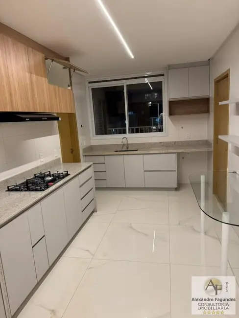 Foto 2 de Apartamento com 4 quartos à venda, 180m2 em Goiania - GO