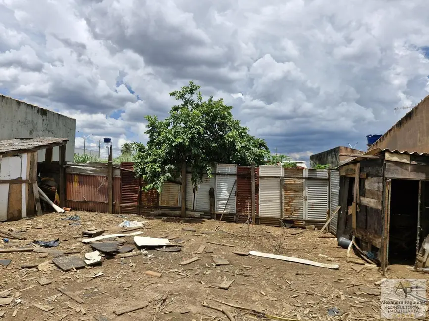 Foto 5 de Terreno / Lote à venda em Aparecida De Goiania - GO