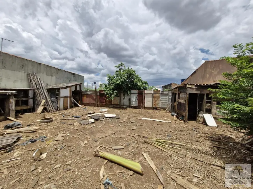 Foto 2 de Terreno / Lote à venda em Aparecida De Goiania - GO