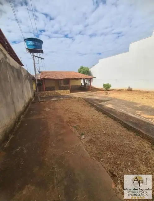 Foto 2 de Terreno / Lote à venda em Goiania - GO