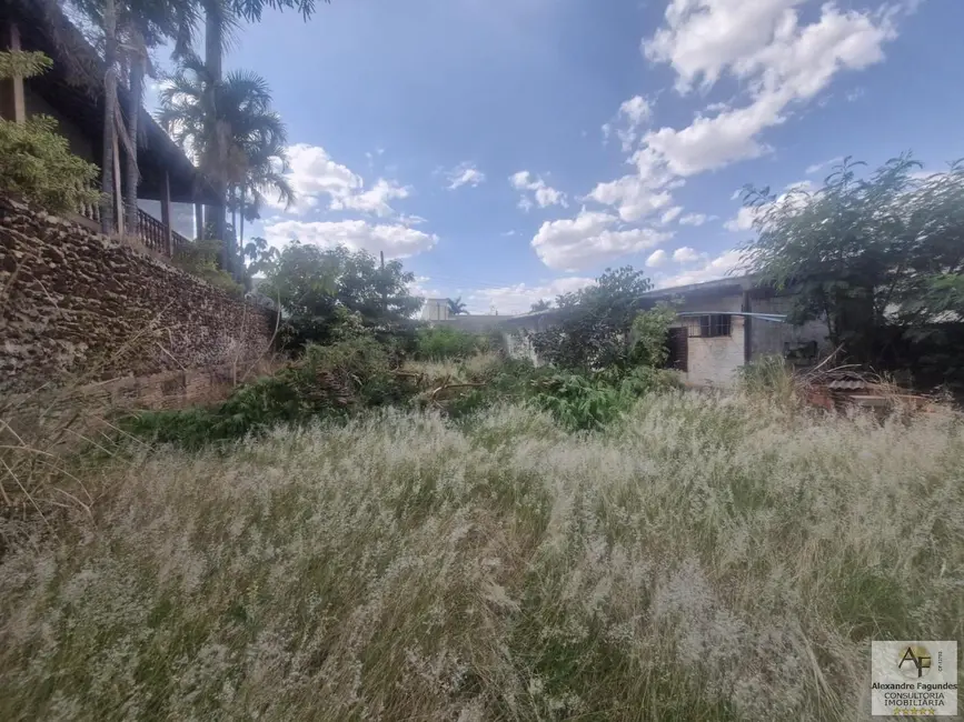 Foto 1 de Terreno / Lote à venda em Goiania - GO