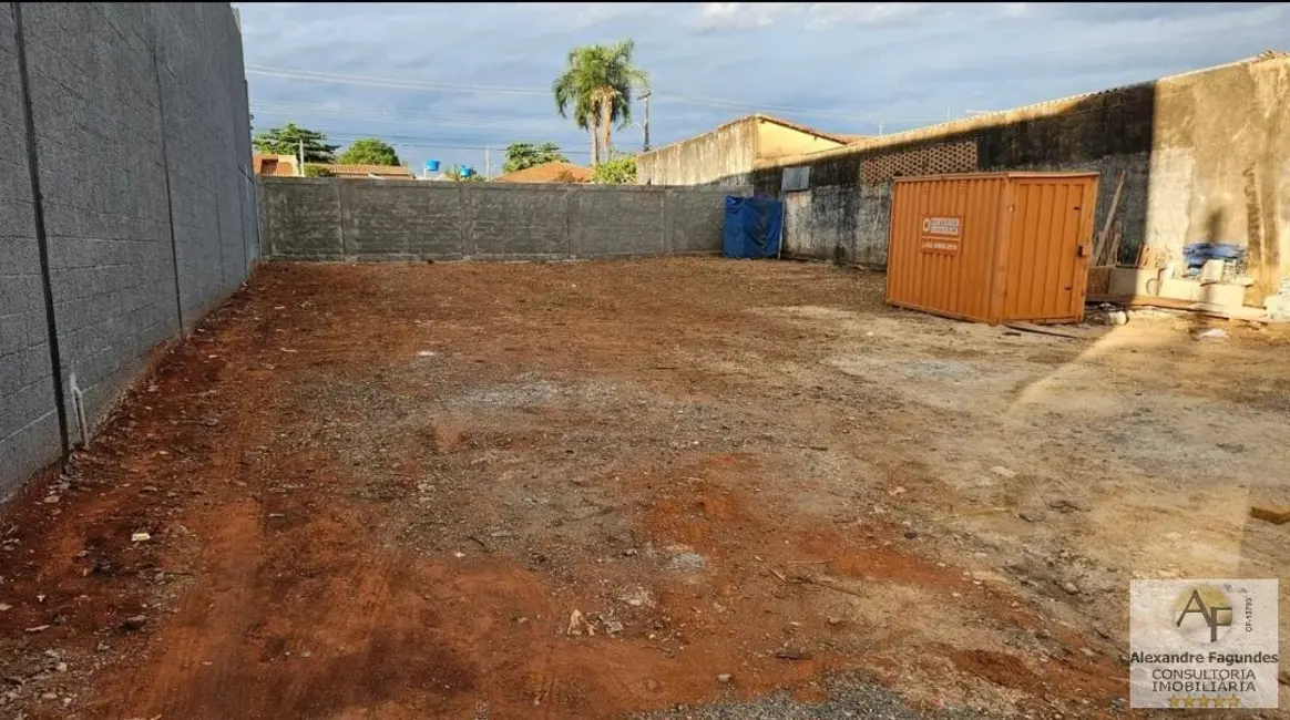 Foto 2 de Terreno / Lote à venda em Aparecida De Goiania - GO
