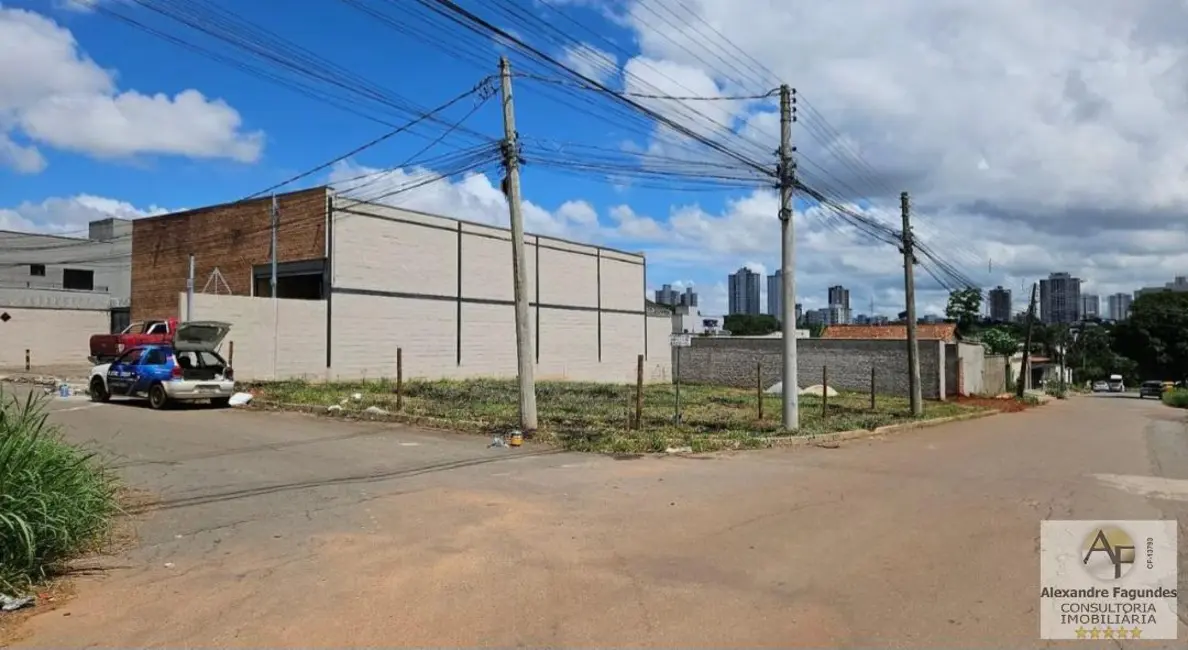 Foto 3 de Terreno / Lote à venda em Goiania - GO