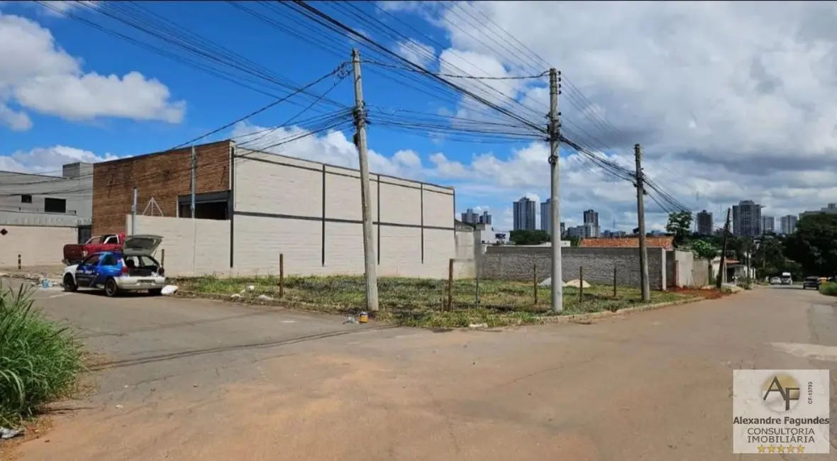 Foto 2 de Terreno / Lote à venda em Goiania - GO
