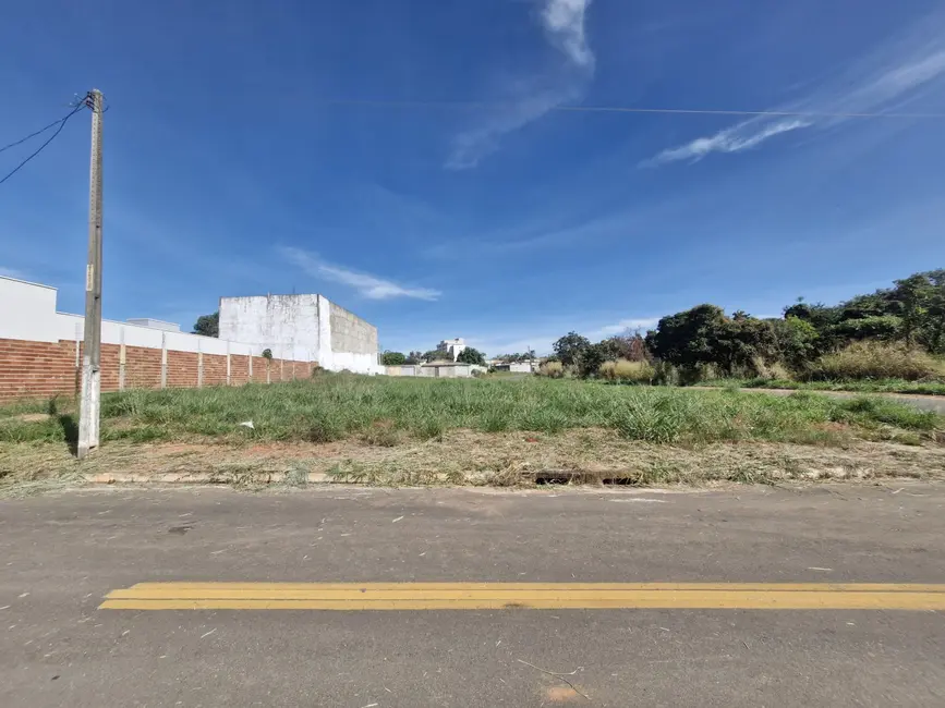 Foto 5 de Terreno / Lote à venda em Aparecida De Goiania - GO