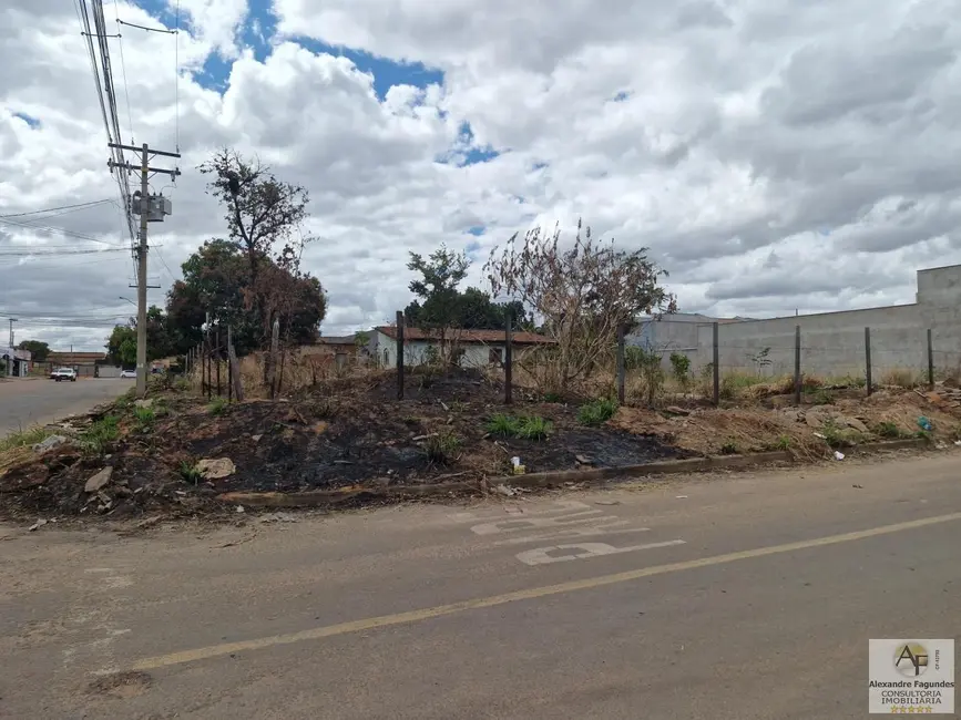 Foto 3 de Terreno / Lote à venda em Aparecida De Goiania - GO