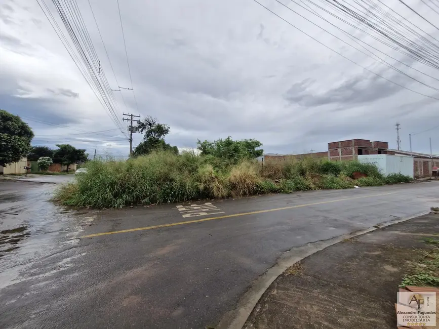Foto 1 de Terreno / Lote à venda em Aparecida De Goiania - GO