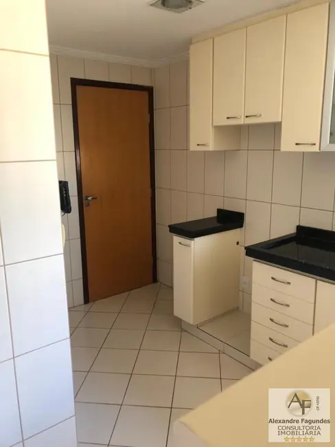 Foto 5 de Apartamento com 3 quartos à venda, 80m2 em Goiania - GO