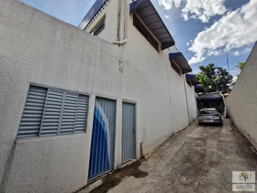 Foto 3 de Armazém / Galpão à venda, 370m2 em Aparecida De Goiania - GO