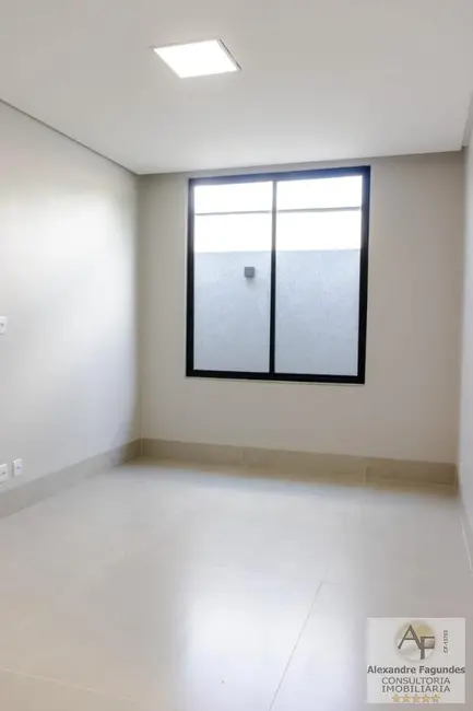 Casa de Condomínio com 4 quartos à venda, 236m2 em Senador Canedo - GO - imagem 7 Foto 7 de Casa de Condomínio com 4 quartos à venda, 236m2 em Senador Canedo - GO