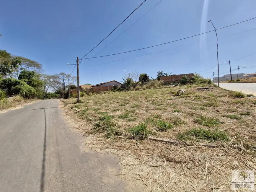 Foto 5 de Terreno / Lote à venda em Aparecida De Goiania - GO