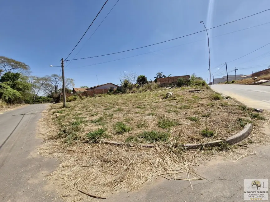 Foto 3 de Terreno / Lote à venda em Aparecida De Goiania - GO