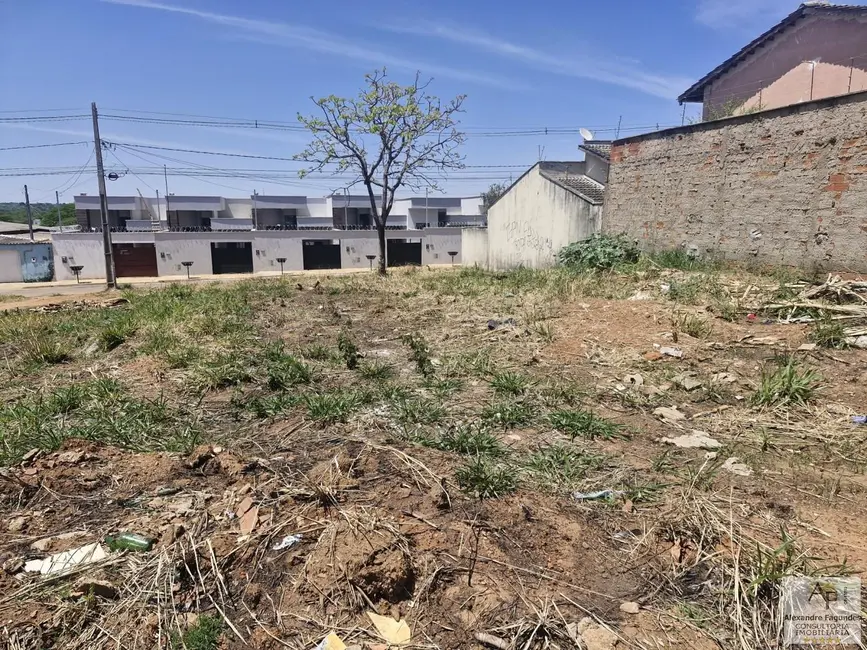 Foto 3 de Terreno / Lote à venda em Aparecida De Goiania - GO