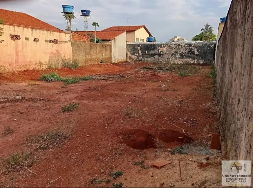 Foto 3 de Terreno / Lote à venda em Goiania - GO