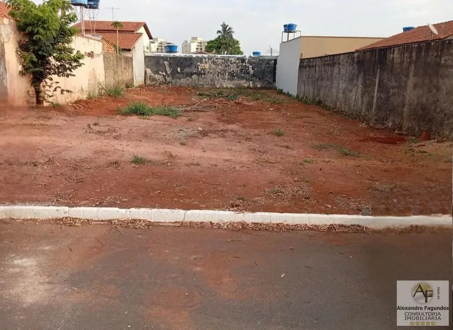 Foto 1 de Terreno / Lote à venda em Goiania - GO