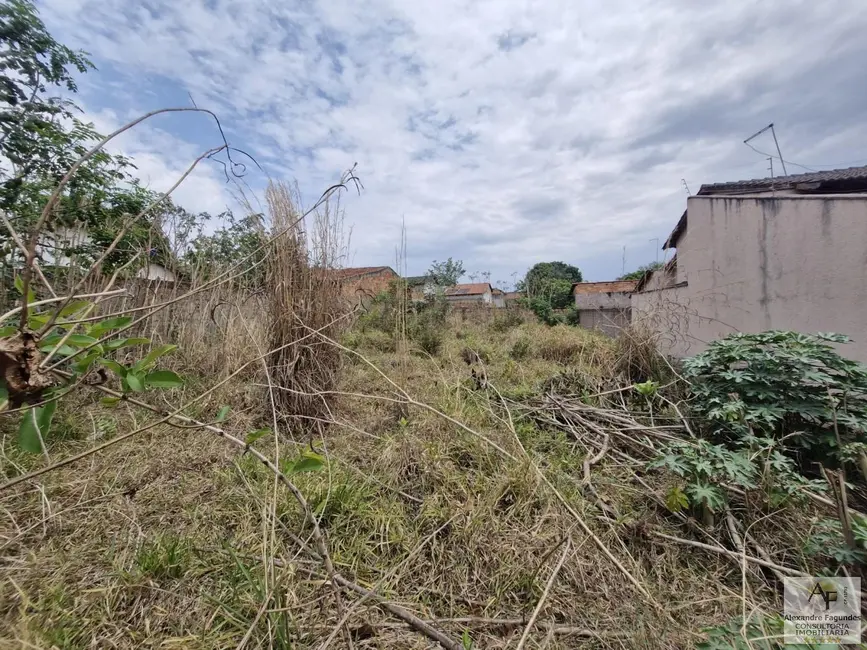 Foto 4 de Terreno / Lote à venda em Aparecida De Goiania - GO