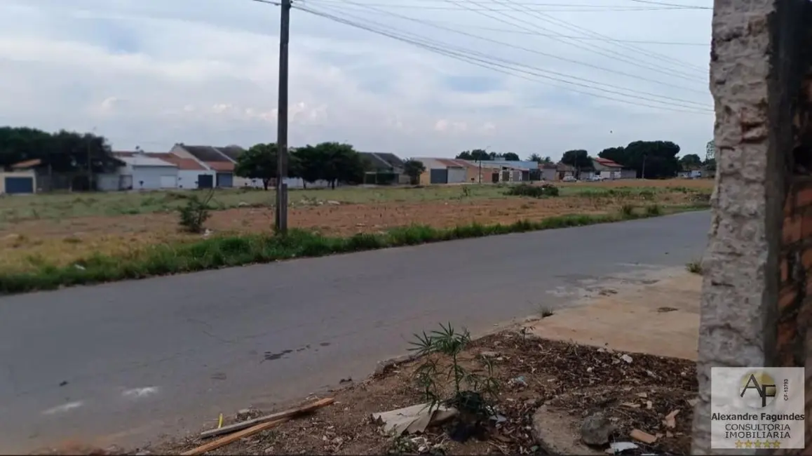 Foto 3 de Terreno / Lote à venda em Goiania - GO