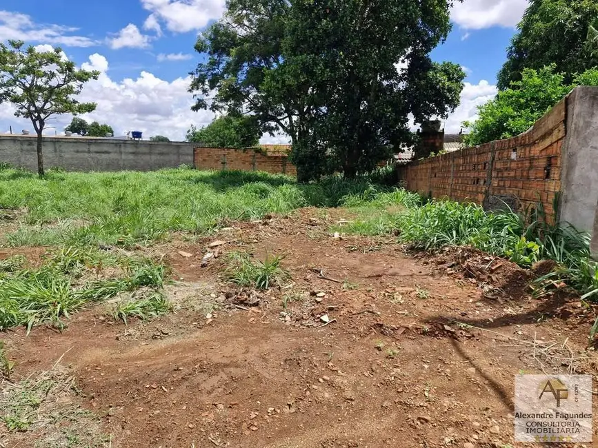 Foto 3 de Terreno / Lote à venda em Aparecida De Goiania - GO