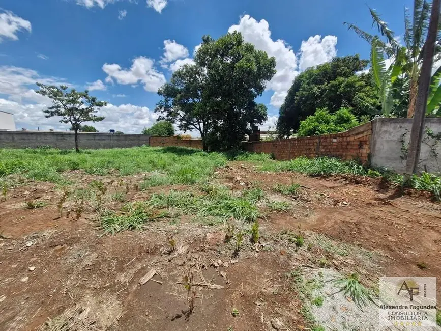 Foto 1 de Terreno / Lote à venda em Aparecida De Goiania - GO