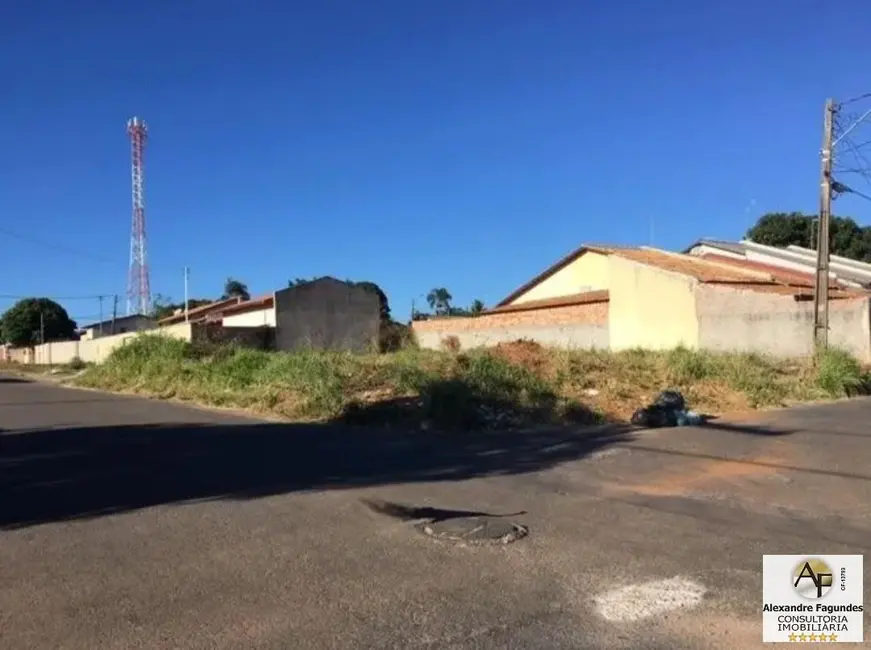 Foto 1 de Terreno / Lote à venda em Aparecida De Goiania - GO