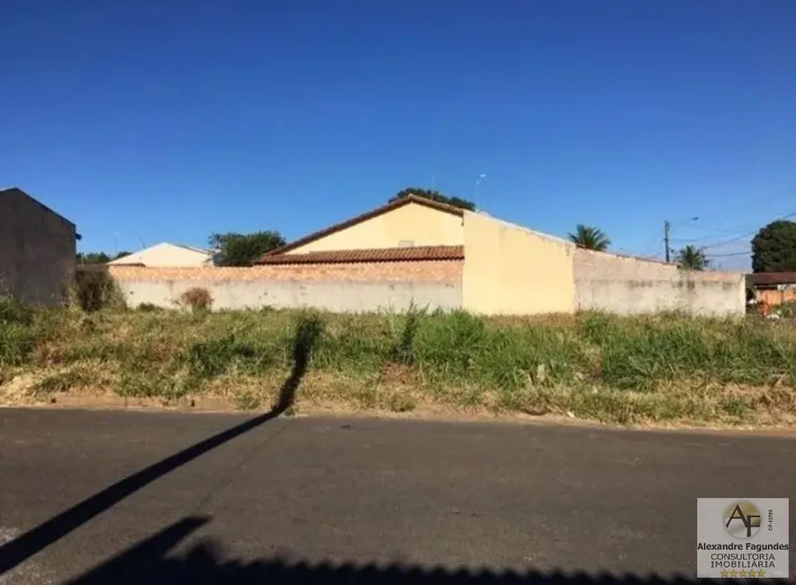 Foto 2 de Terreno / Lote à venda em Aparecida De Goiania - GO