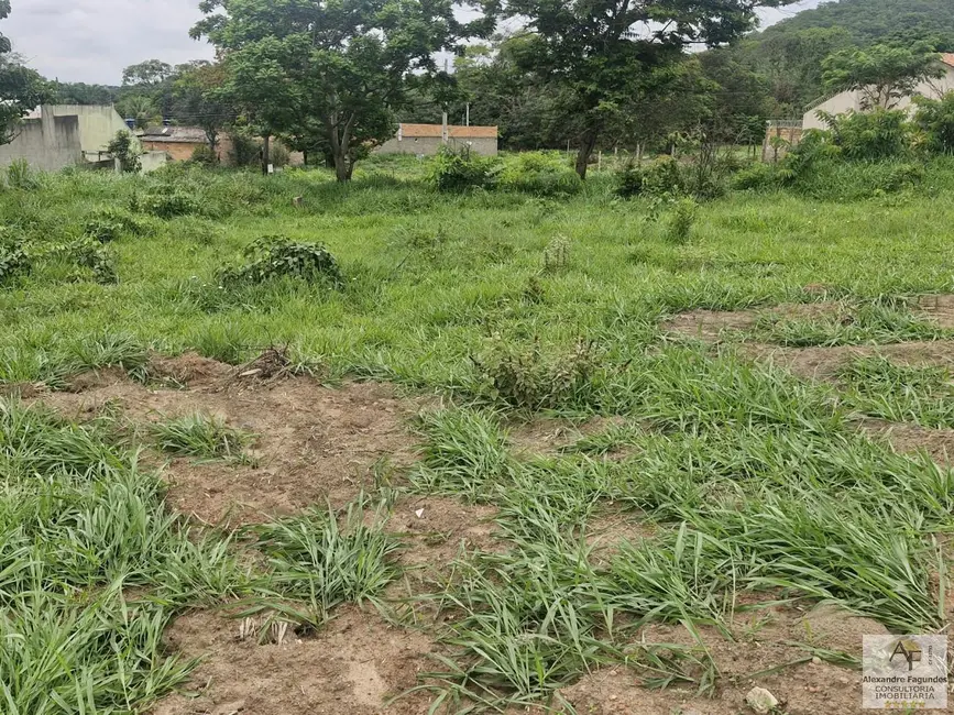 Foto 2 de Terreno / Lote à venda em Aparecida De Goiania - GO