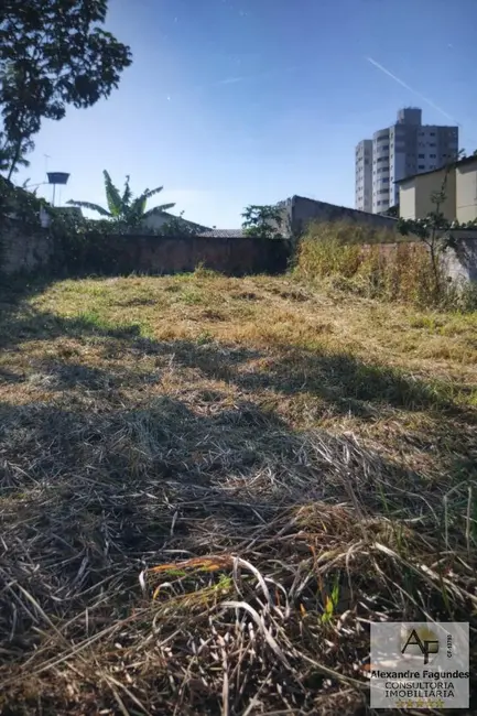 Foto 1 de Terreno / Lote à venda em Aparecida De Goiania - GO