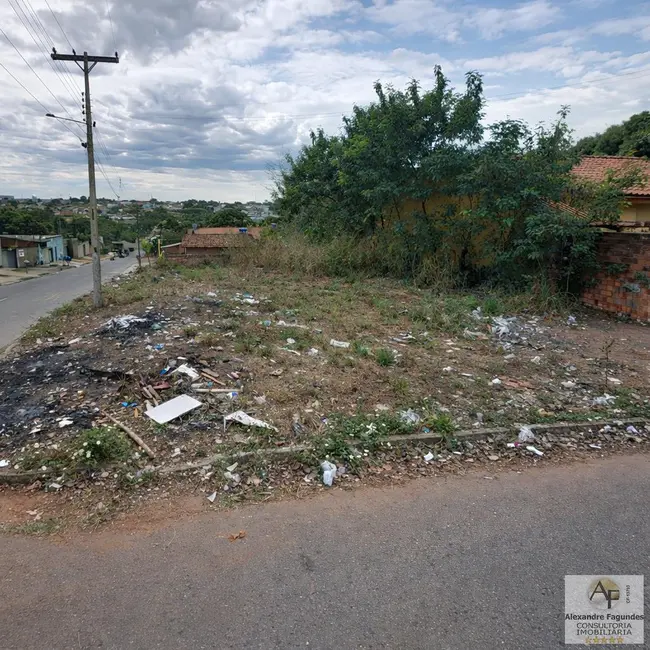 Foto 2 de Terreno / Lote à venda em Aparecida De Goiania - GO