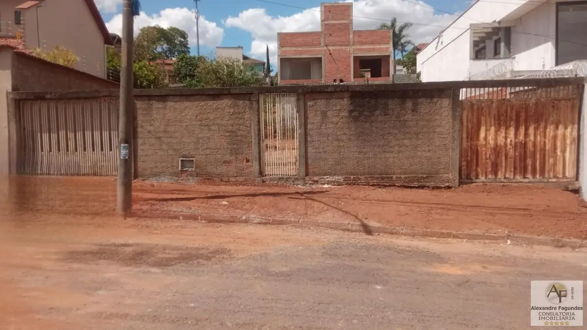 Terreno / Lote à venda em Goiania - GO - imagem 1 Foto 1 de Terreno / Lote à venda em Goiania - GO