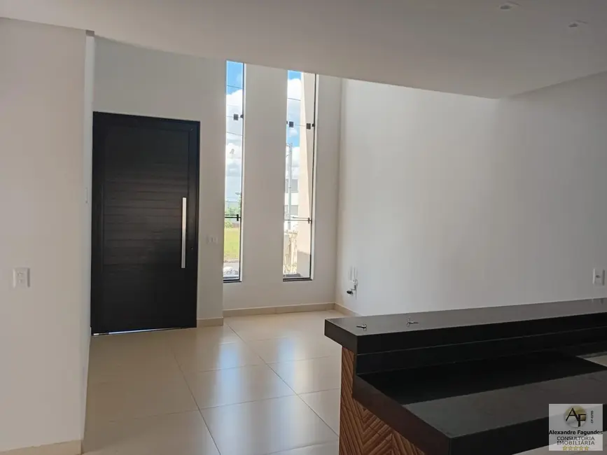 Foto 4 de Casa de Condomínio com 3 quartos à venda, 150m2 em Aragoiania - GO