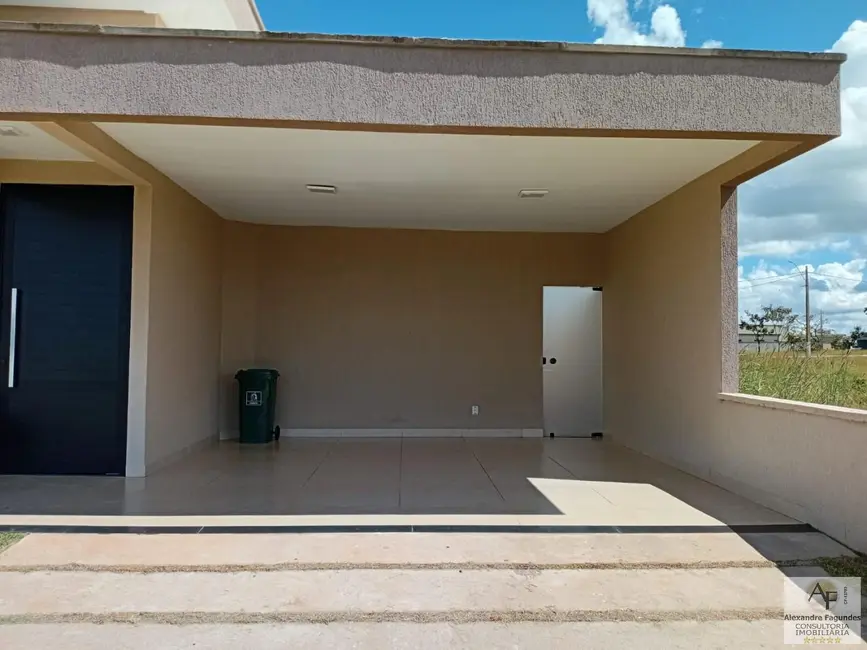 Foto 2 de Casa de Condomínio com 3 quartos à venda, 150m2 em Aragoiania - GO