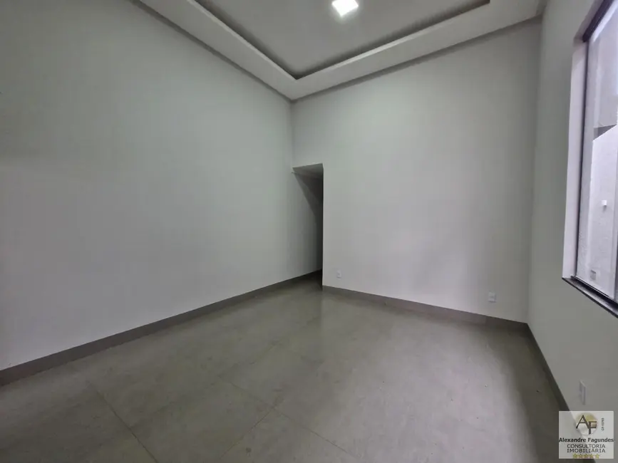 Foto 4 de Casa com 3 quartos à venda, 117m2 em Aparecida De Goiania - GO