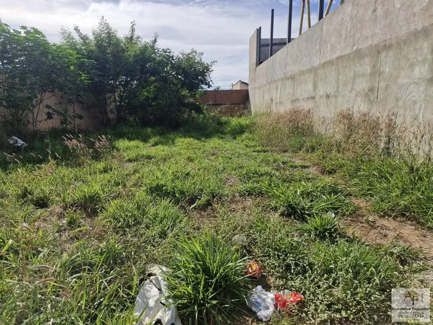 Foto 7 de Terreno / Lote à venda em Aparecida De Goiania - GO