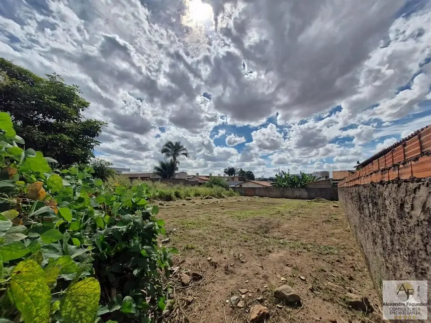 Foto 3 de Terreno / Lote à venda em Aparecida De Goiania - GO