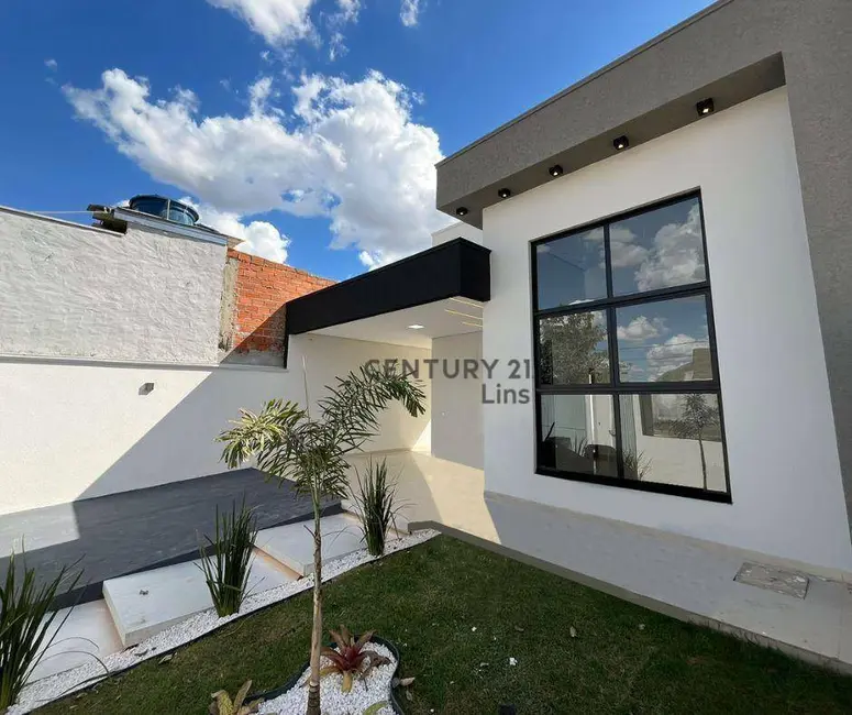 Foto 1 de Casa com 2 quartos à venda, 232m2 em Cacoal - RO