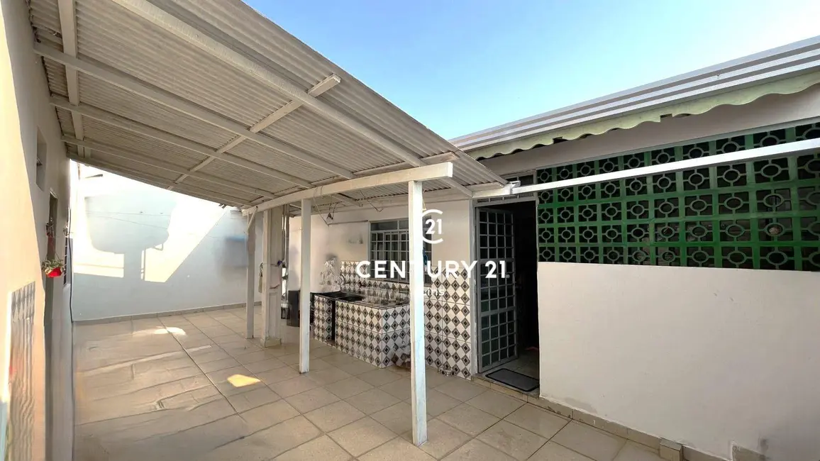 Foto 4 de Casa com 3 quartos à venda, 425m2 em Cacoal - RO