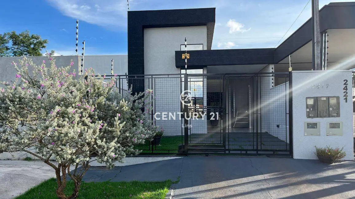 Foto 1 de Casa com 3 quartos à venda, 180m2 em Cacoal - RO