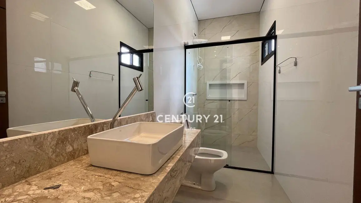 Casa com 3 quartos à venda, 200m2 em Cacoal - RO - imagem 6 Foto 6 de Casa com 3 quartos à venda, 200m2 em Cacoal - RO