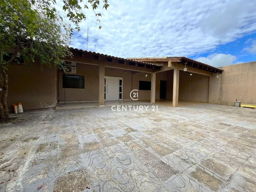 Foto 2 de Casa com 4 quartos para alugar, 470m2 em Liberdade, Cacoal - RO