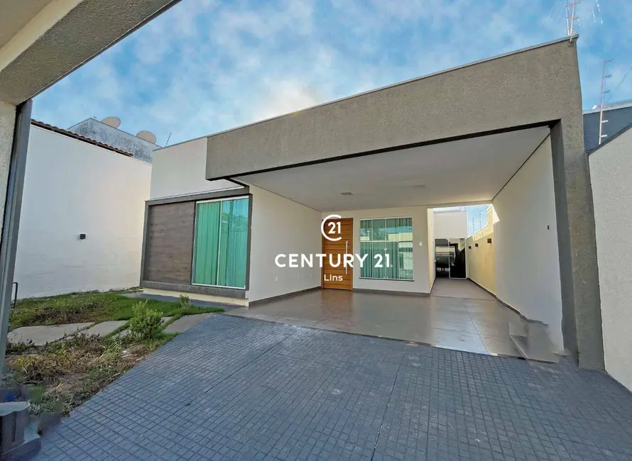 Foto 1 de Casa com 3 quartos para alugar, 300m2 em Cacoal - RO