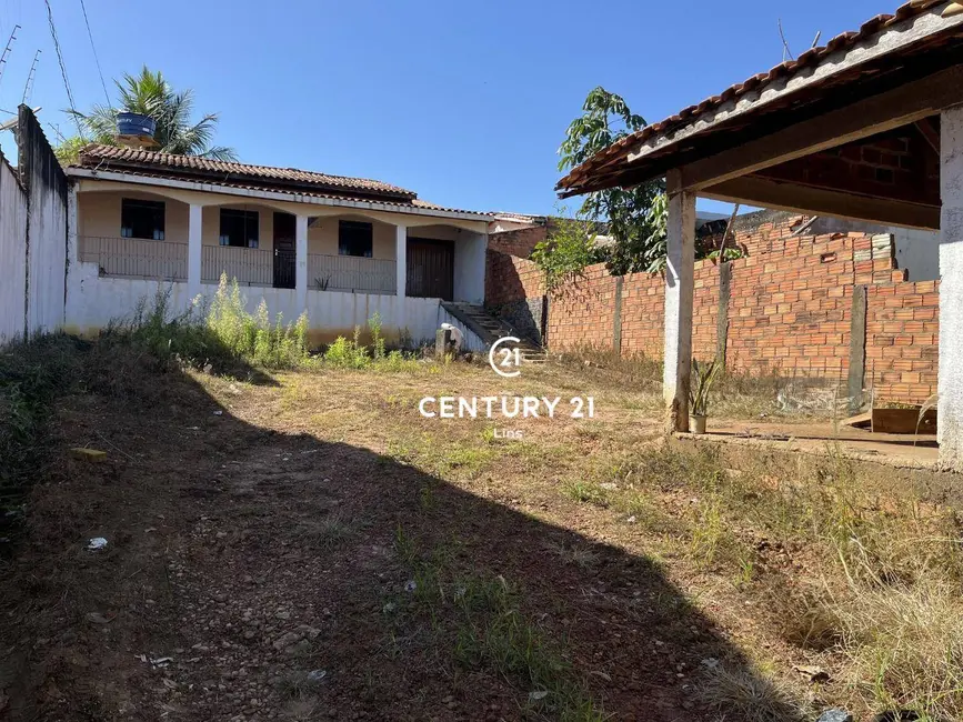Casa com 4 quartos à venda, 301m2 em Jardim Clodoaldo, Cacoal - RO - imagem 1 Foto 1 de Casa com 4 quartos à venda, 301m2 em Jardim Clodoaldo, Cacoal - RO