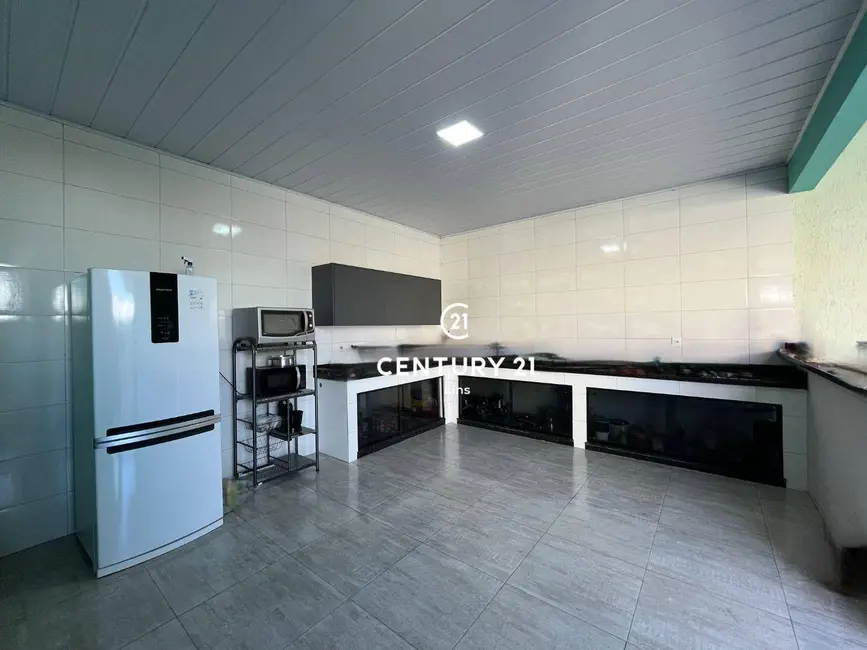 Casa com 3 quartos à venda, 300m2 em Cacoal - RO - imagem 8 Foto 8 de Casa com 3 quartos à venda, 300m2 em Cacoal - RO