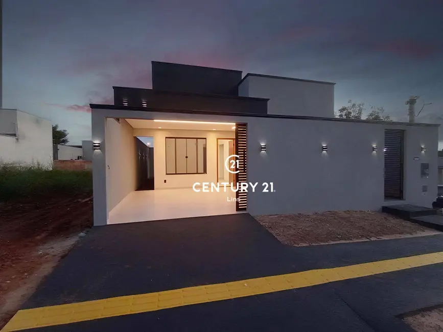 Casa com 2 quartos à venda, 236m2 em Cacoal - RO - imagem 1 Foto 1 de Casa com 2 quartos à venda, 236m2 em Cacoal - RO
