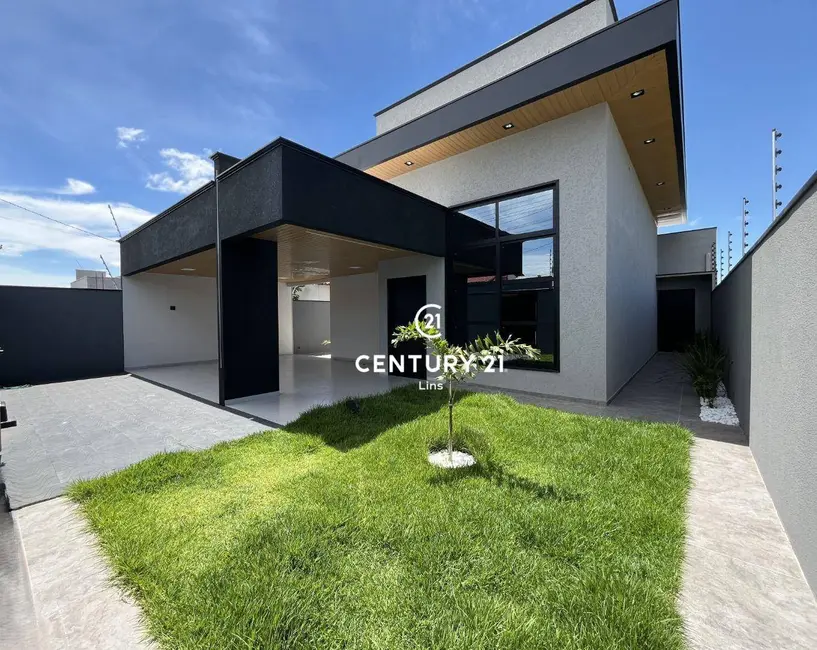 Casa com 3 quartos à venda, 300m2 em Cacoal - RO - imagem 2 Foto 2 de Casa com 3 quartos à venda, 300m2 em Cacoal - RO