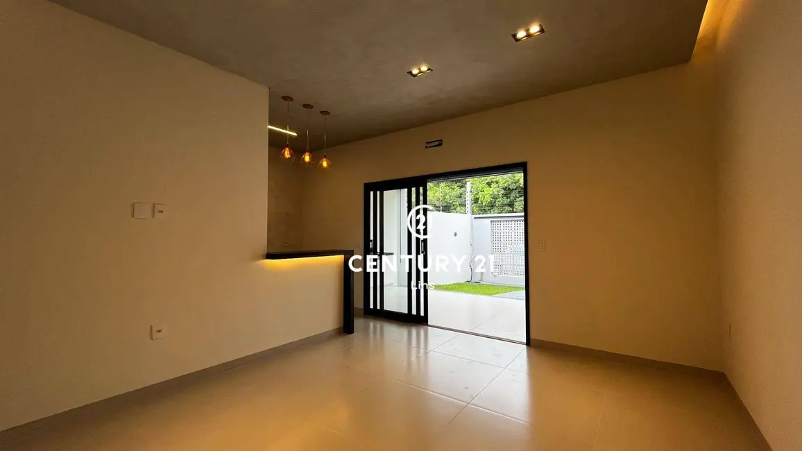 Foto 3 de Casa com 2 quartos à venda, 150m2 em Cacoal - RO