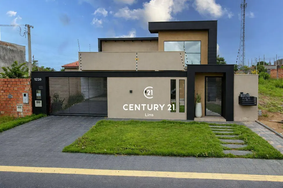 Foto 1 de Casa com 3 quartos à venda, 300m2 em Cacoal - RO